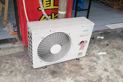 德宏空调突然不制冷只吹自然风怎么办？